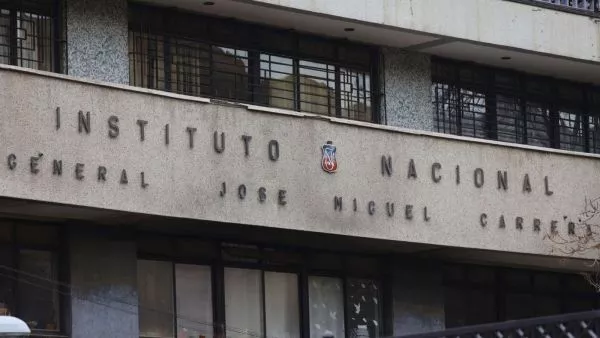 Disturbios en Instituto Nacional