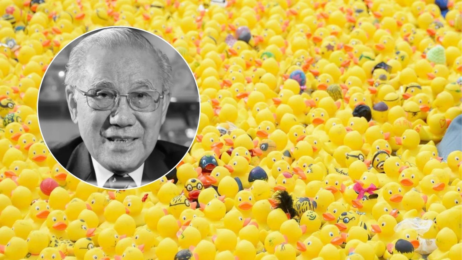 Muere creador del clásico patito de goma hongkonés