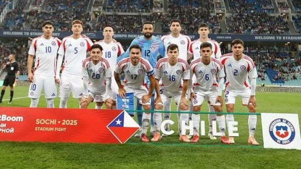 Los hinchas apuntaron sus críticas contra Nicolás Córdova