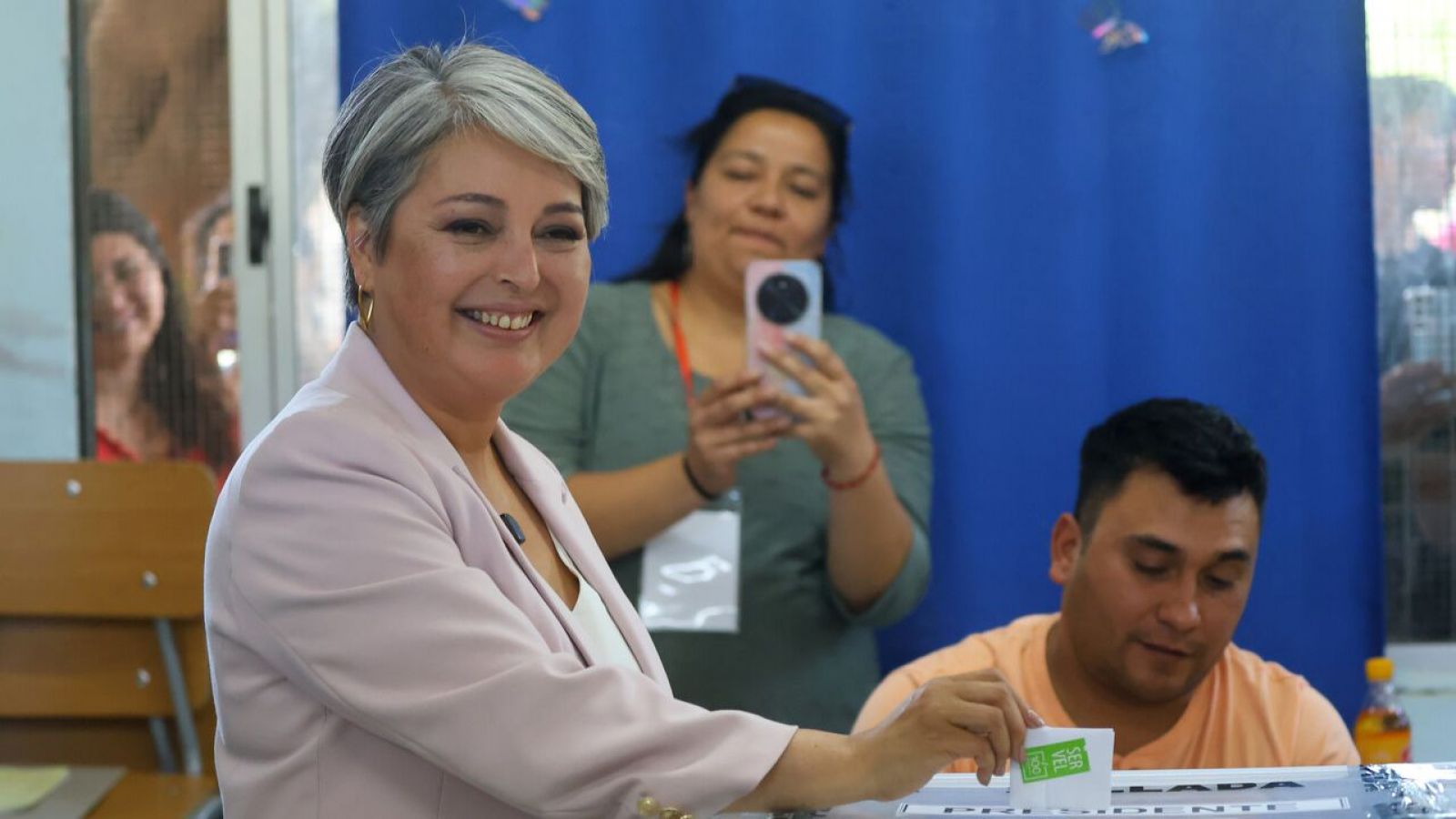 Jeanette Jara gana en Finlandia