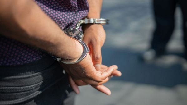 Dos detenidos en Estación Central