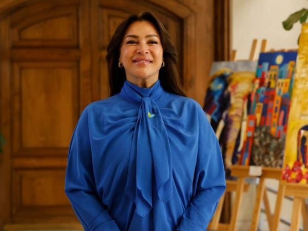 Candidata Marlen Olivari en elecciones