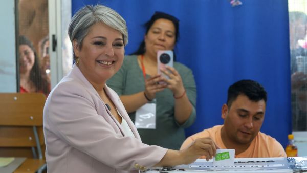 Jeanette Jara gana en Finlandia