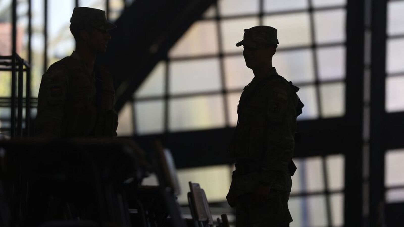 Afuera de local de votación en La Florida: Carabineros aclara asalto y detención de sujeto