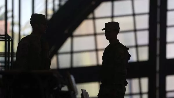 Afuera de local de votación en La Florida: Carabineros aclara asalto y detención de sujeto