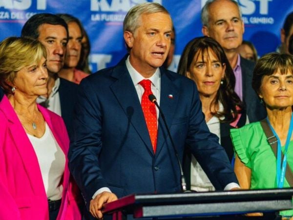 Kast a segunda vuelta