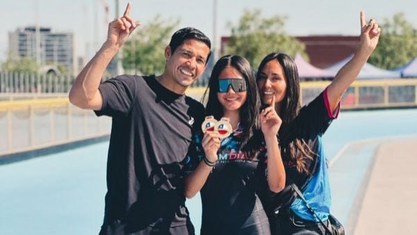 Matías Fernández, Aylén Fernández y Alejandra Santelices
