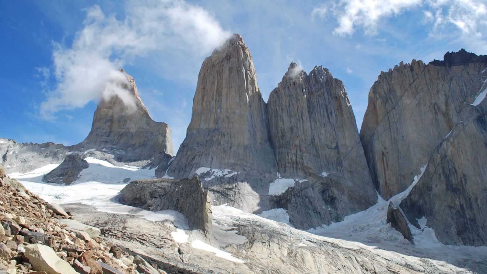 Vértice se refiere a tragedia en Torres del Paine