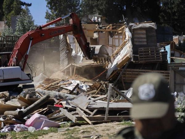 Desalojo en toma Union Sin Fronteras de Placilla