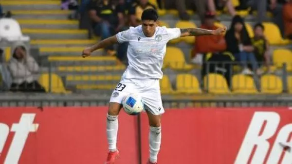 Esteban Matus, lateral izquierdo de Audax Italiano