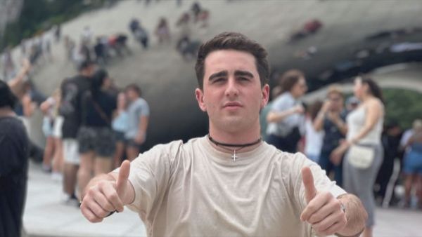 Joven chileno detenido en EE.UU.