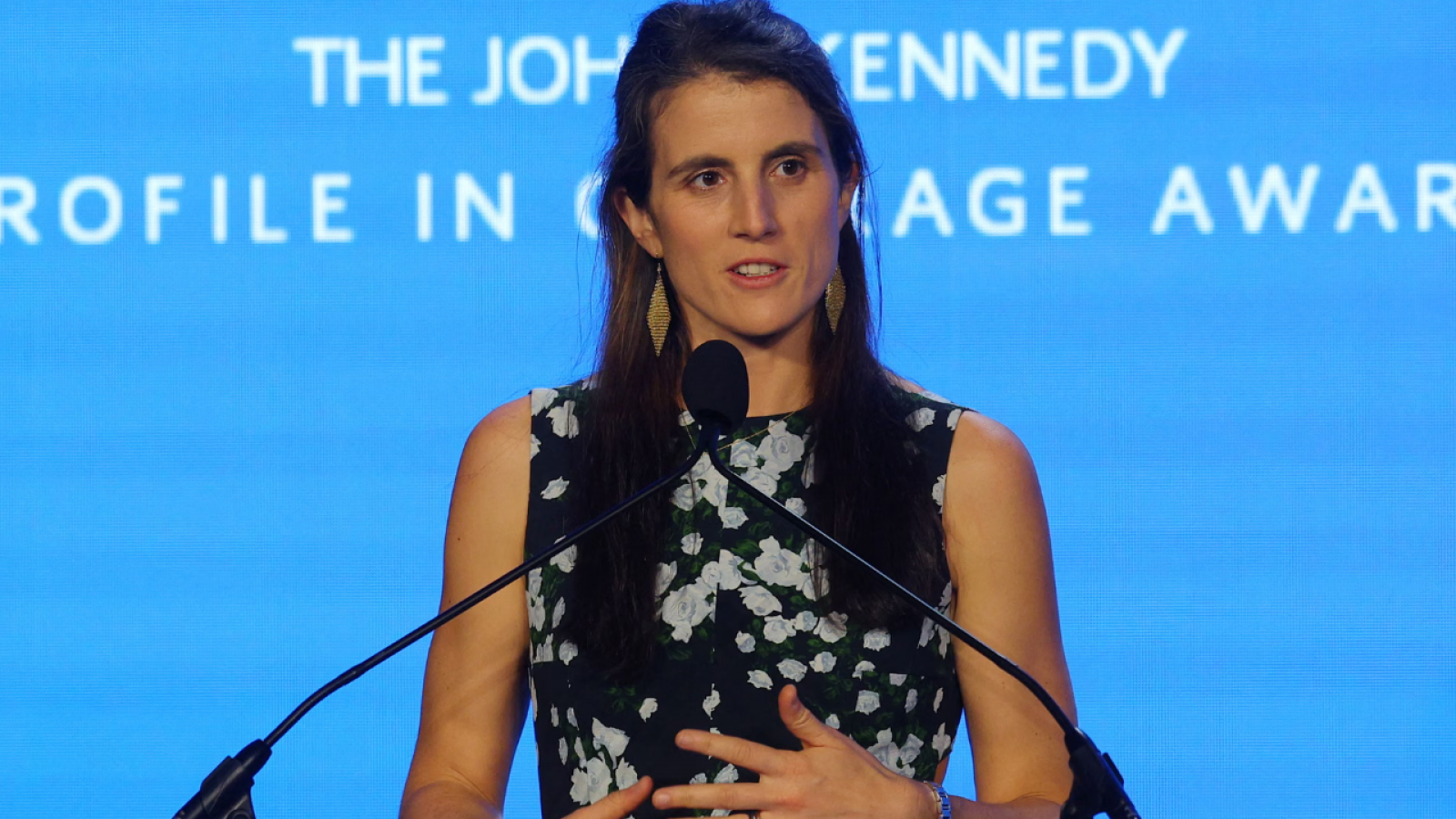 Nieta del expresidente Kennedy dice que tiene cáncer