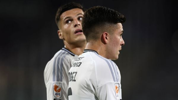 Colo Colo arriesga sanción por lienzo con mensaje político