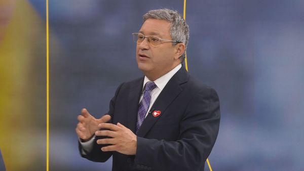 Académico de ingeniería en la Universidad de Los Andes, Alfonso Kaiser.