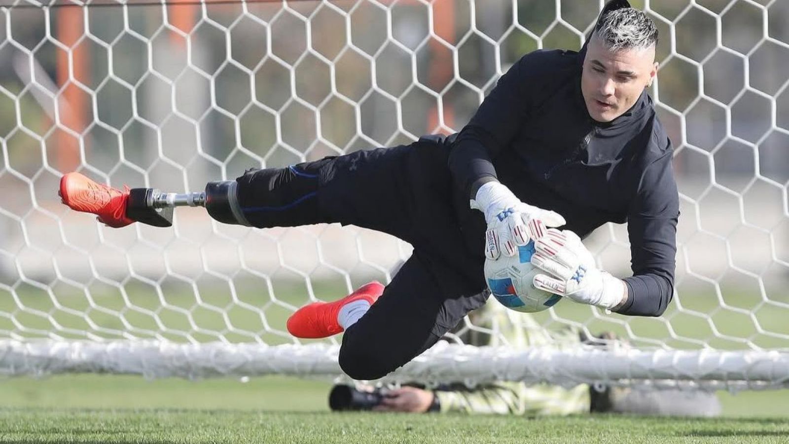 Cristóbal Campos busca volver al fútbol profesional