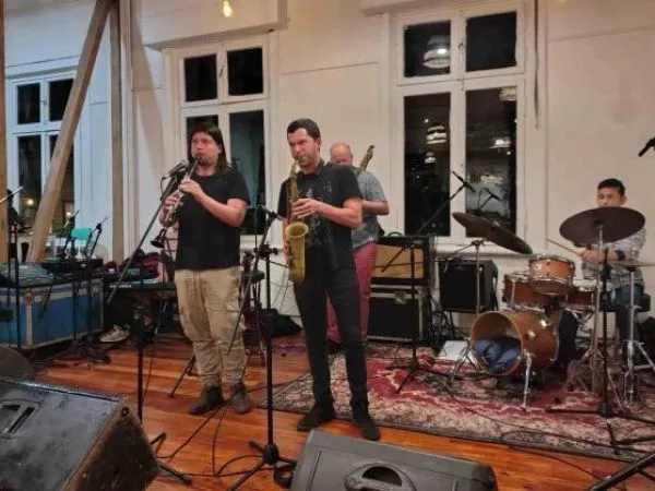 Centro cultural de jazz en Valdivia