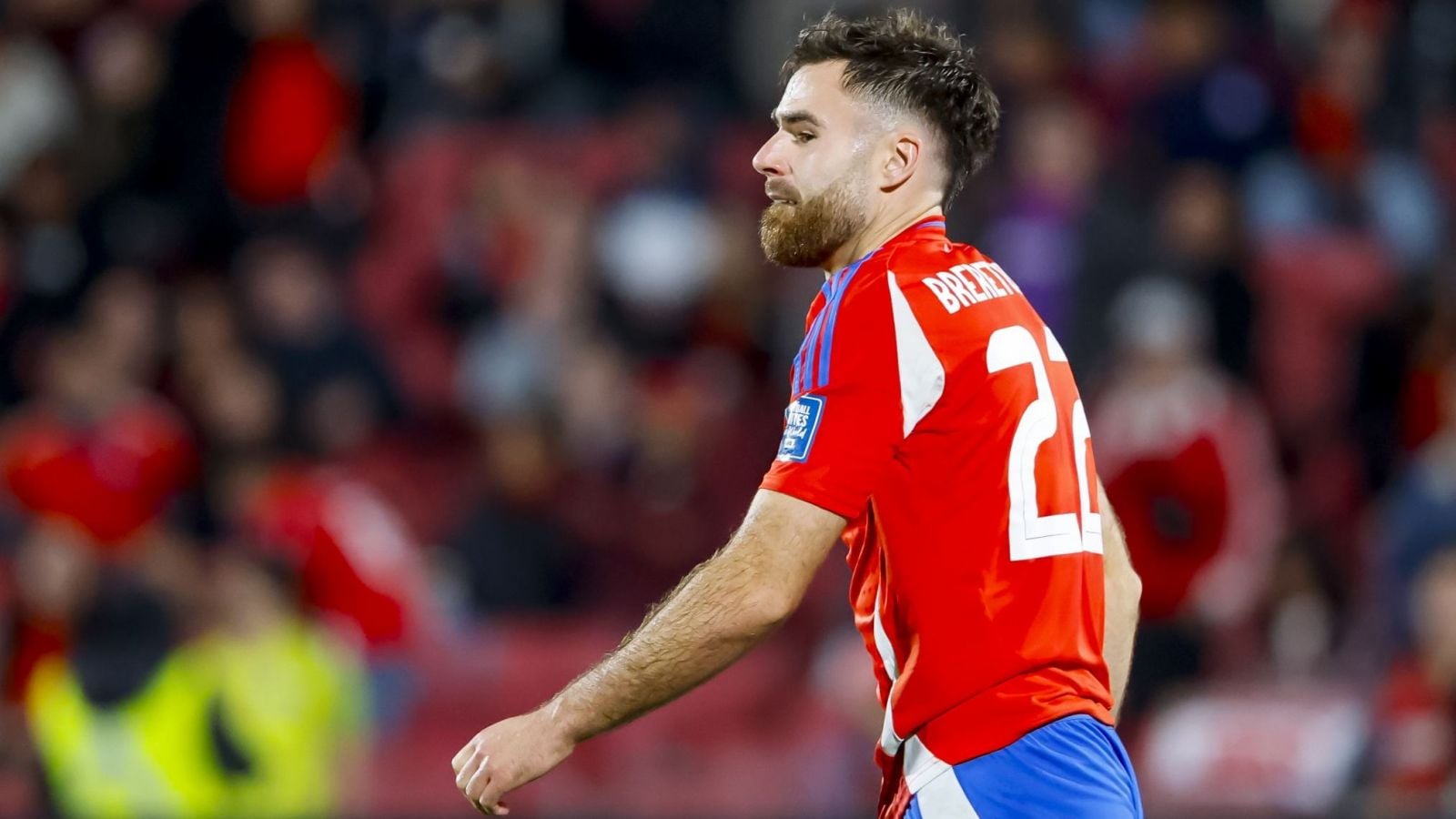 Reinaldo Rueda reveló que el padre de Ben Brereton quería que jugara por Inglaterra y no por Chile