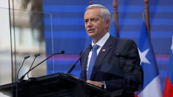 Kast destaca que reunión con Frei no fue un 