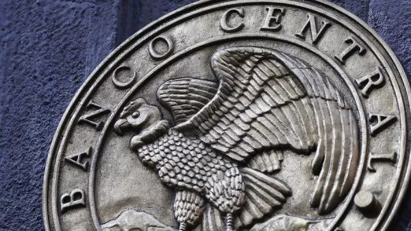 Economía chilena crece sobre lo esperado y llega al 2,2% en octubre