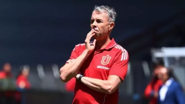 Gustavo Álvarez anuncia su salida de Universidad de Chile