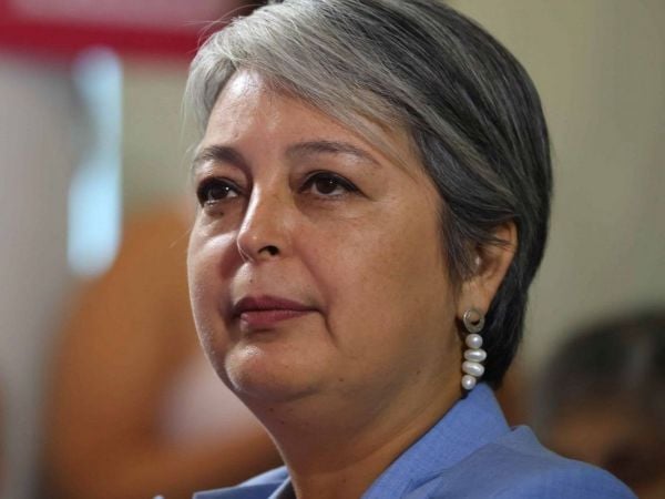 Jeannette Jara en ARCHI por toma de San Antonio