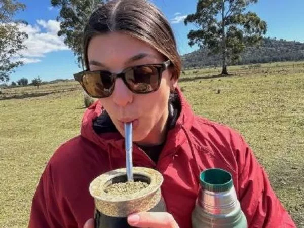 Silvina Bonaudi, jugadora de Uruguay en la segunda fecha de la Copa Mundial Femenina Junior de hockey césped Santiago 2025