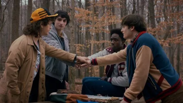 Anuncian estreno de Stranger Things: relatos del 85