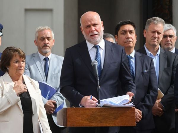 Gobierno y fronteras: 