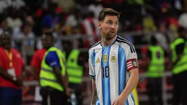 Lionel Messi disputando un partido por la Selección Argentina