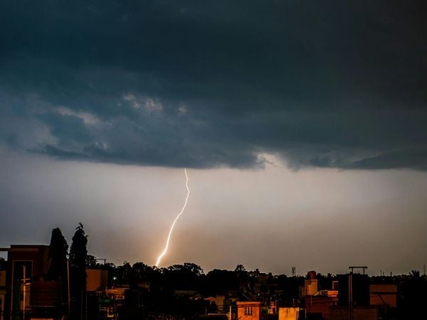 Aviso tormenta eléctrica norte