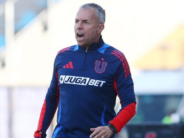 Gustavo Álvarez reaccionó molesto tras la victoria de la U que no fue suficiente para obtener un cupo a Copa Libertadores