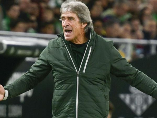 El Betis de Manuel Pellegrini cayó 5-3 ante Barcelona