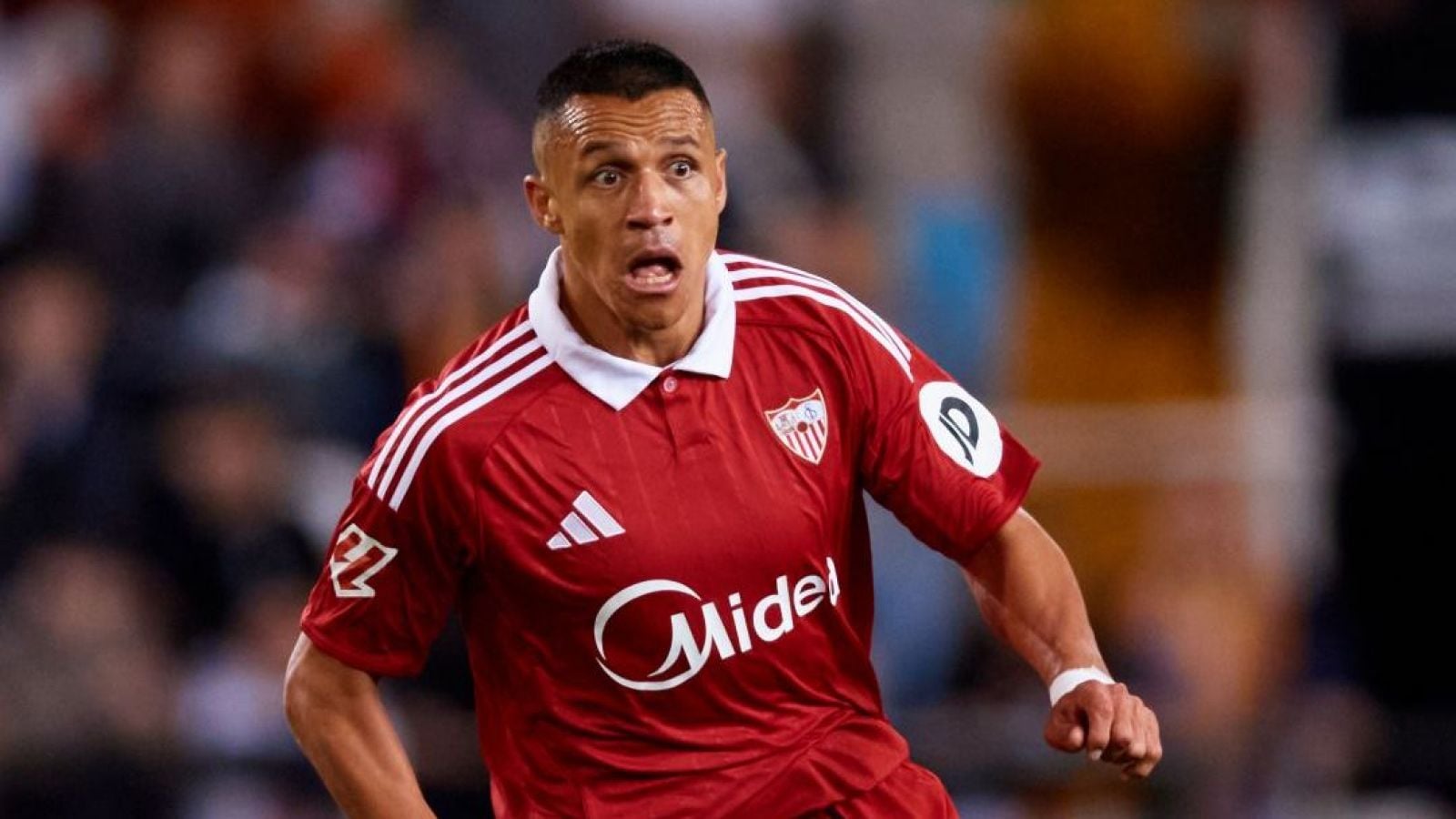 Alexis Sánchez fue suplente en empate de Sevilla ante Valencia