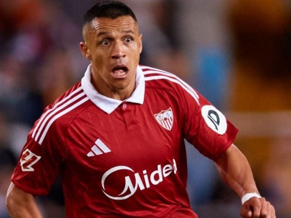 Alexis Sánchez fue suplente en empate de Sevilla ante Valencia