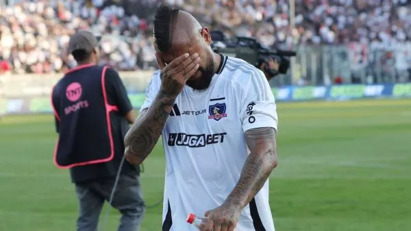 El diario Olé realizó una 'picante' publicación de Colo Colo y Arturo Vidal que generó burlas