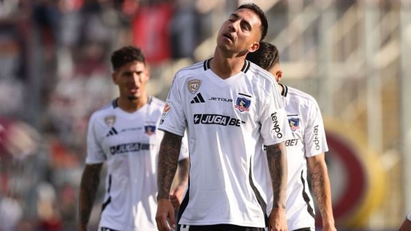 Javier Correa se fue sin saludar a los hinchas tras fracaso de Colo Colo
