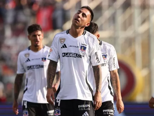 Javier Correa se fue sin saludar a los hinchas tras fracaso de Colo Colo