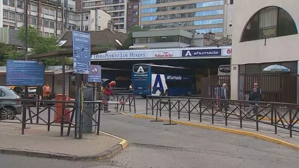 Asaltan a supervisora de terminal de buses Los Héroes