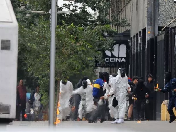 Dos profesores del Instituto Nacional acusados de 