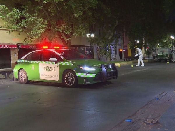 Carabinero intenta frustrar encerrona en barrio República