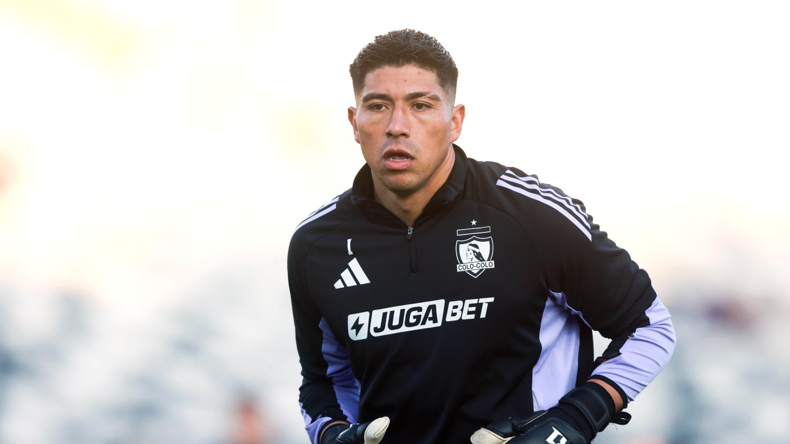 Brayan Cortés jugando por Colo Colo