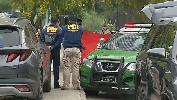 Hombre es asesinado frente al Cementerio General de Recoleta
