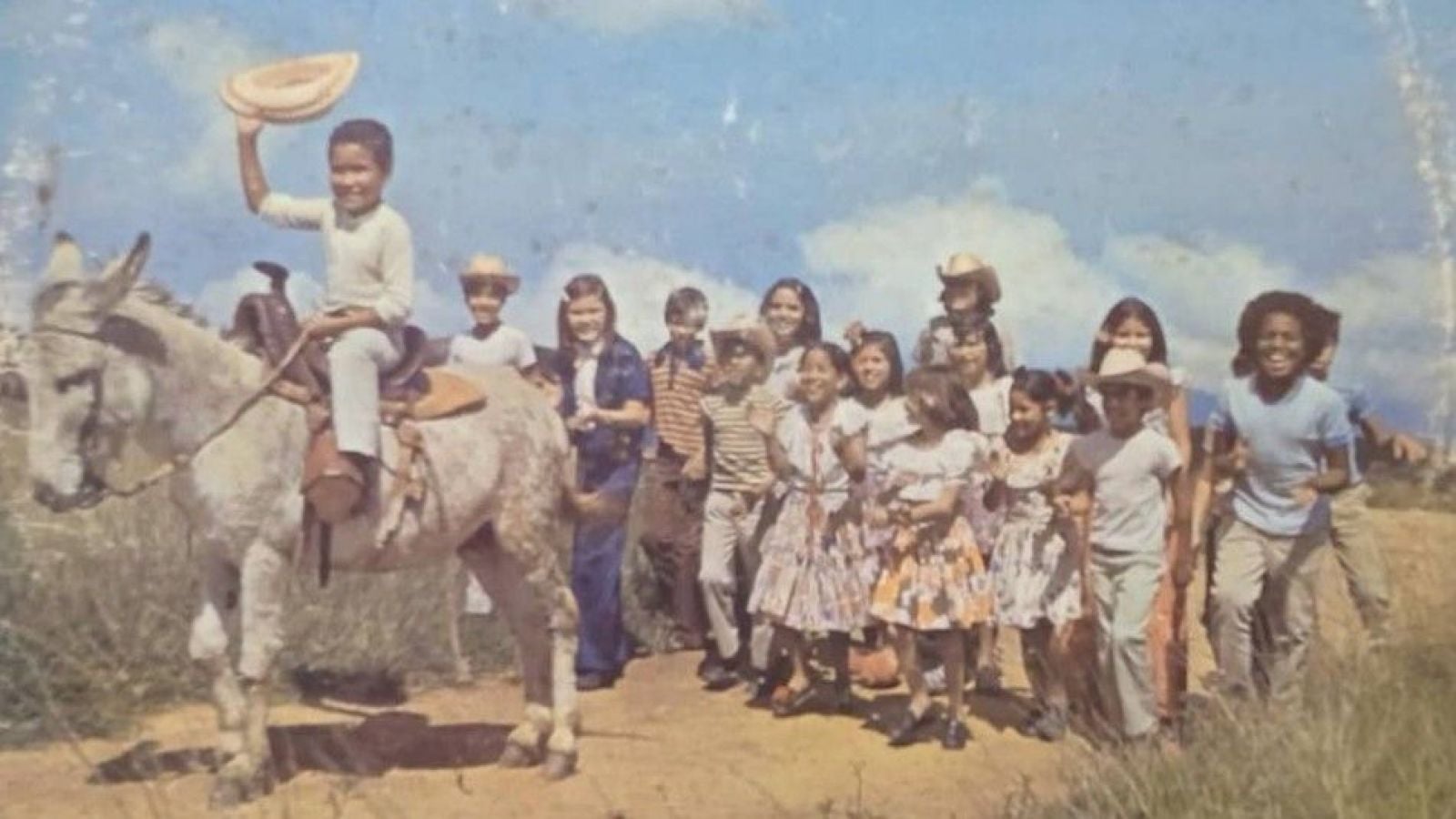 la historia del niño detrás de "Mi burrito sabanero"