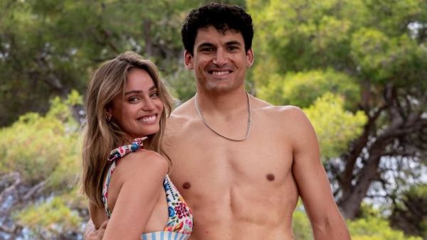 Esteban Grimalt y Trinidad de la Noi anunciaron su compromiso