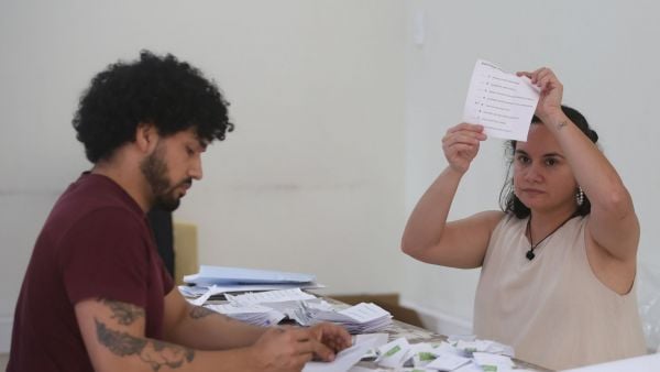 A qué hora abren las mesas de votación