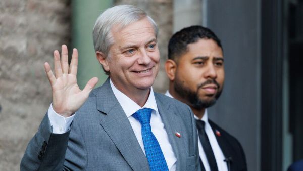 Kast vence a Jara luego de resultados preliminares en Malasia