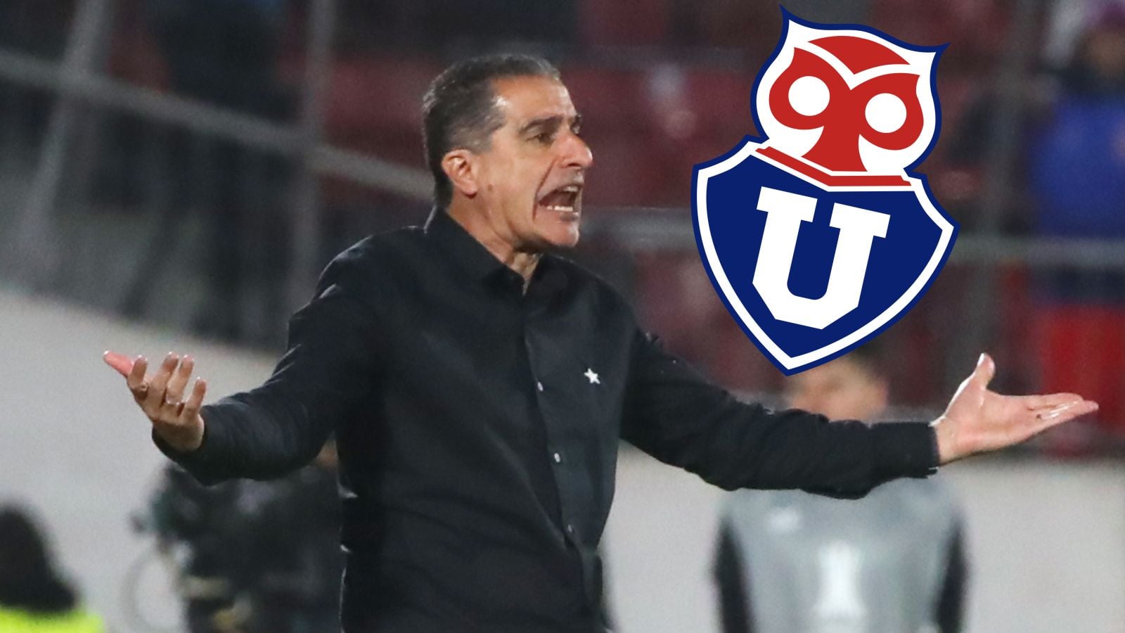 Renato Paiva dirigiendo a Botafogo frente a la Universidad de Chile