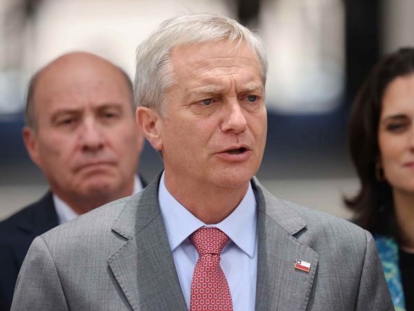 José Antonio Kast responde a Nicolás Maduro