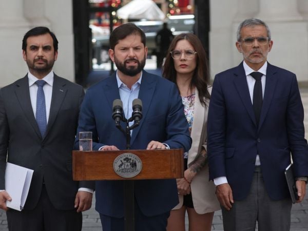 Boric anuncia reforma en Gendarmería