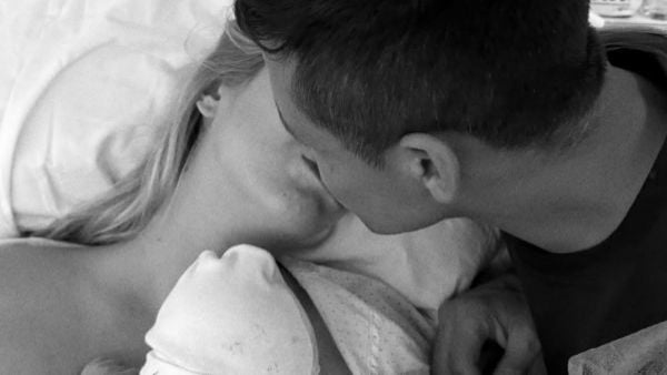 El apodo que recibió la bebé de Alexandra Litvinova y Alexis Sánchez